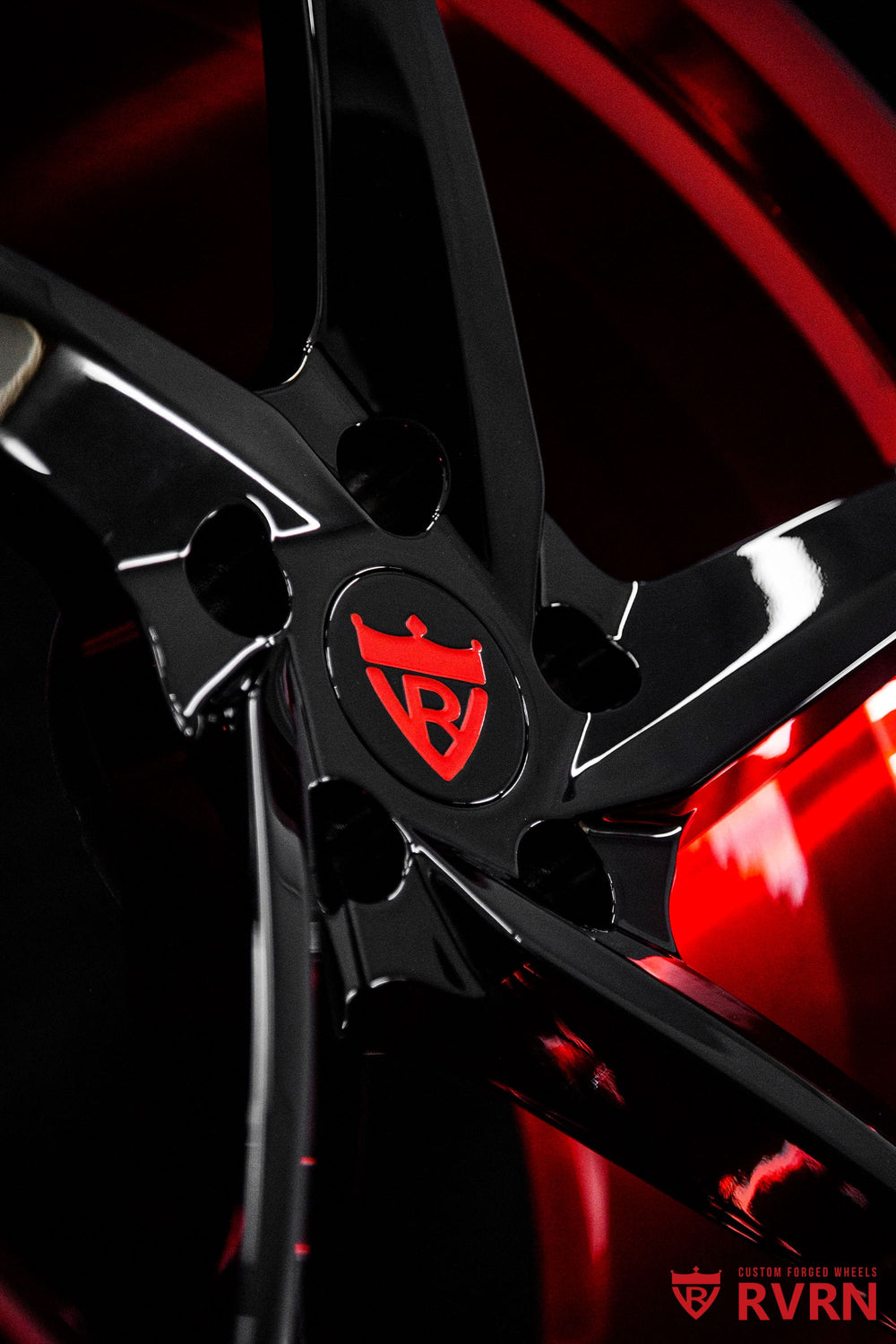 Detailed view of the Red Mist barrel on an RVRN RV-MC35 forged wheel customized for the 2026 Corvette C8 Stingray Base