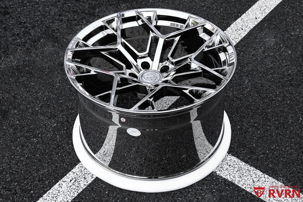 RVRN RV-MB625 Y-spoke chrome wheels for a 2026 Corvette C8 Z06, featuring a deep concave profile with 20x10 front and 21x13 rear fitment