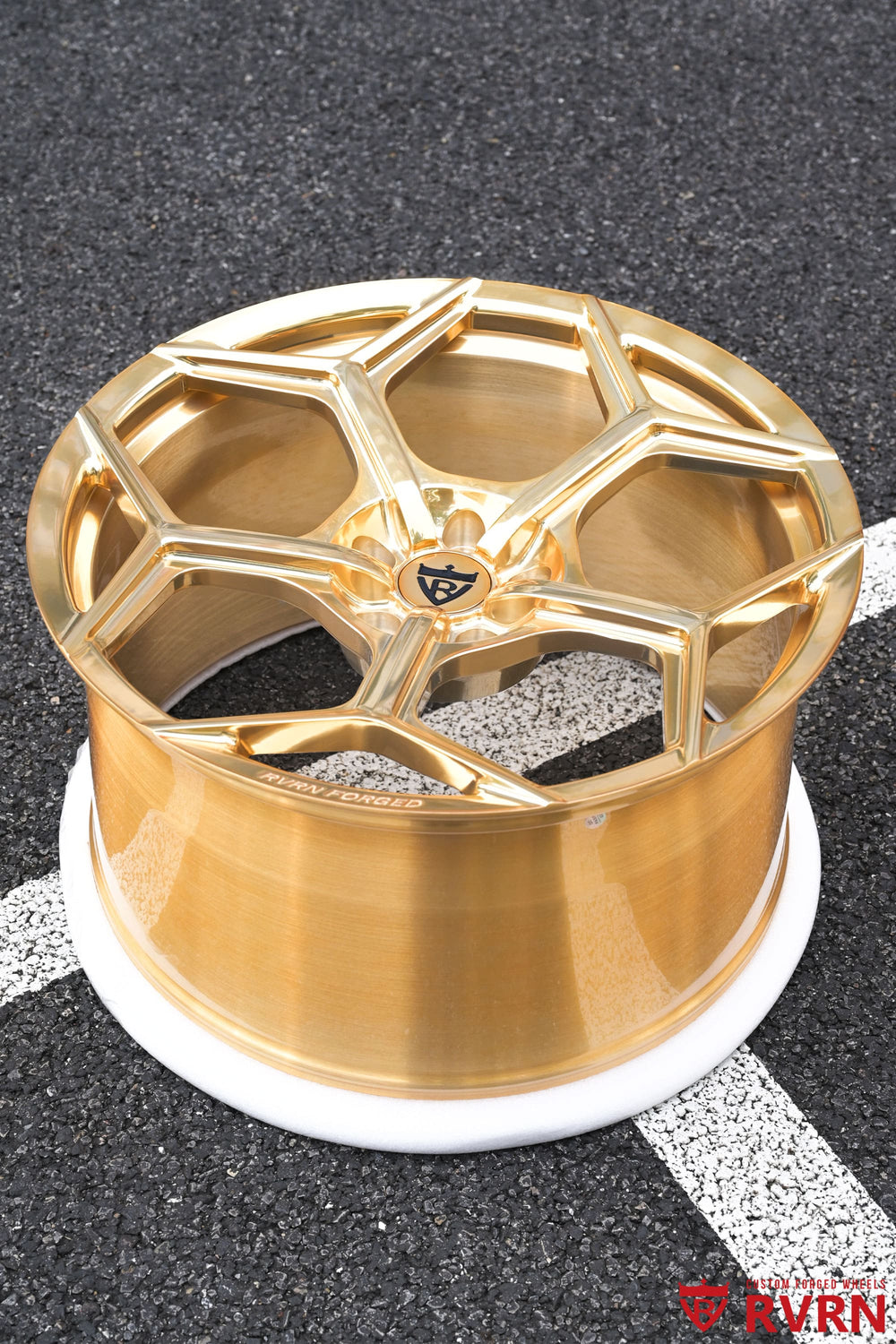 2026 Corvette C8 Stingray forged wheels RV-MC491 finished in Polished Frozen Gold with a lightweight one-piece forged construction