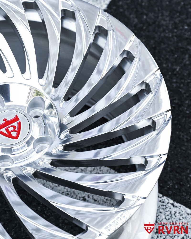 Detailed shot of wheel lip and polished finish on RV-MF150 Tesla Model S forged wheels