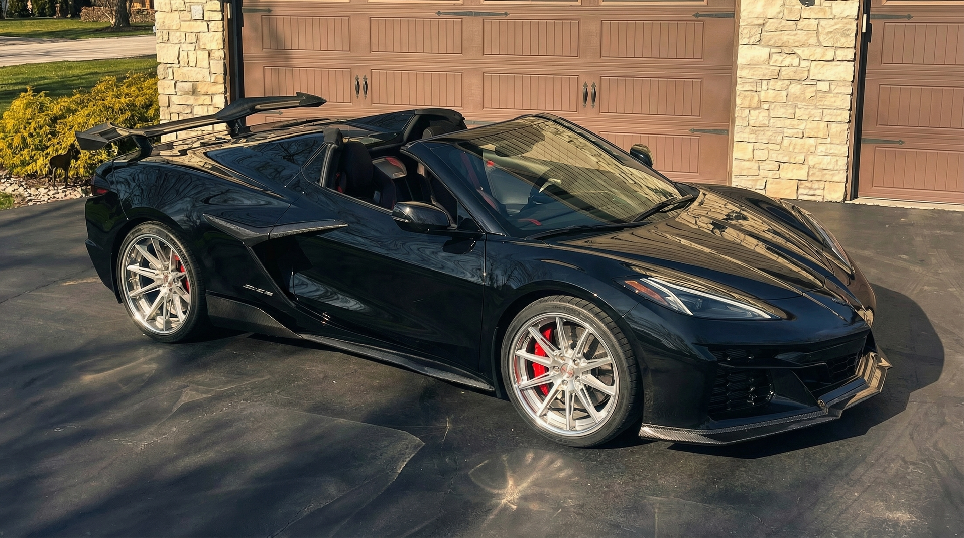 2024 Corvette C8 Z06 custom wheels 20x10 21x13 brushed aluminum barrel detail