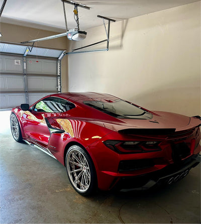 2024 Corvette C8 Z06 front view on RVRN RV-DC29 chrome forged wheels