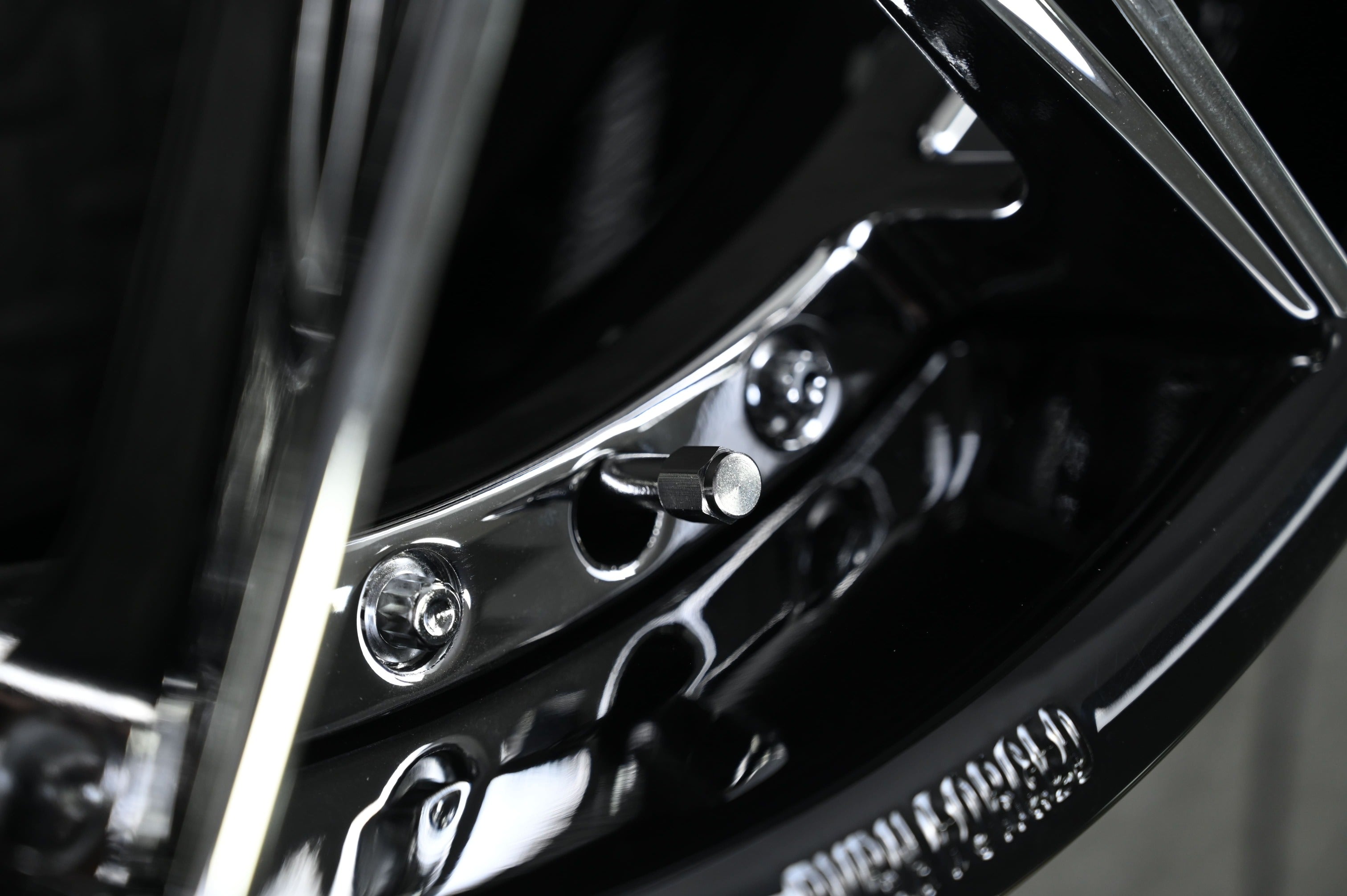 Custom Wheels for Jaguar F-Type: Chrome Black Forged Rims RV-DR08 ...