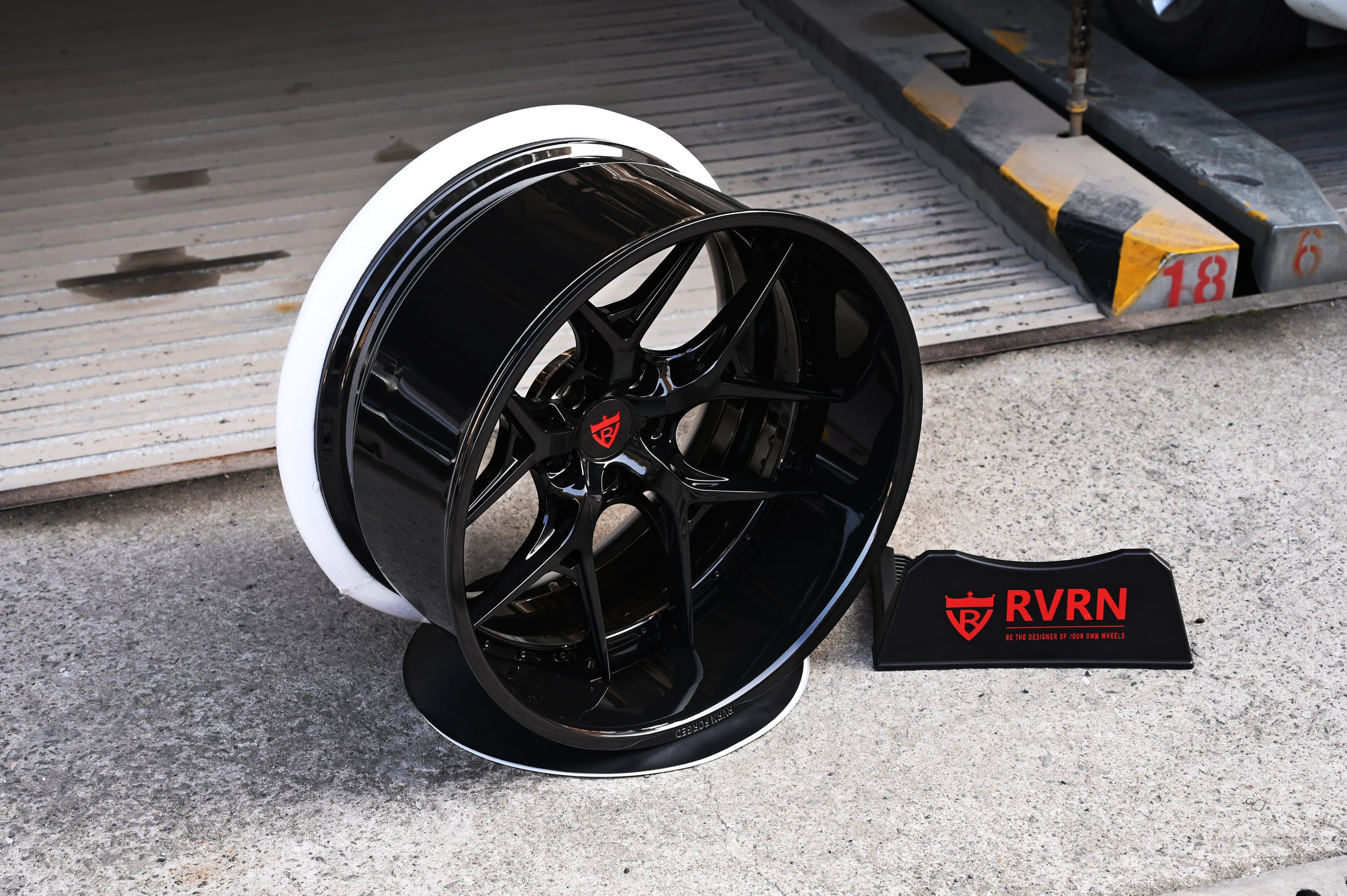 1984 Chevy C10 Custom Wheels | RVRN Forged 22
