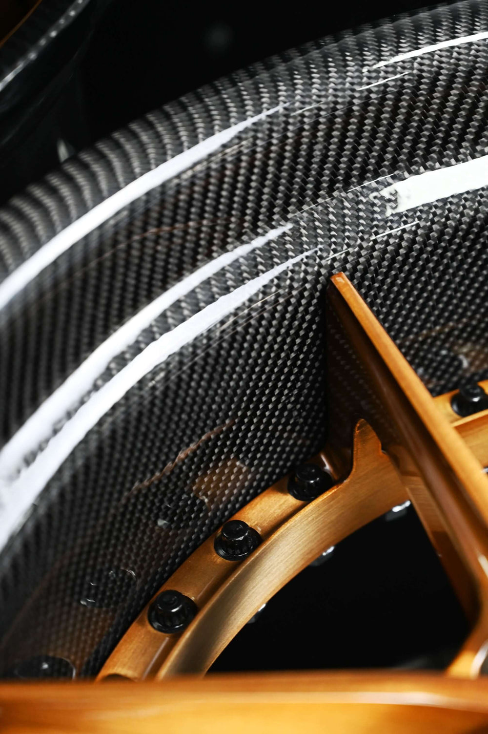 Detailed view of RVRN RV-DR08D deep concave wheel design, custom-built for the BMW M4 G82, offering improved handling and aesthetic appeal.