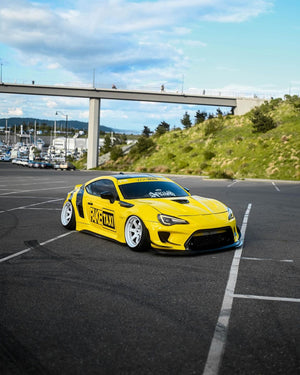 Close-up of RVRN RV-DS01 6-spoke deep dish forged wheel on Scion FRS JDM setup