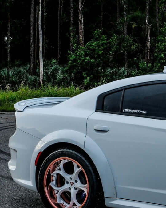 White dodge charger hellcat upgrade-custom aftermarket forged 2-piece wheels-deep dish white and rose gold RVRN RV-DS016 Series