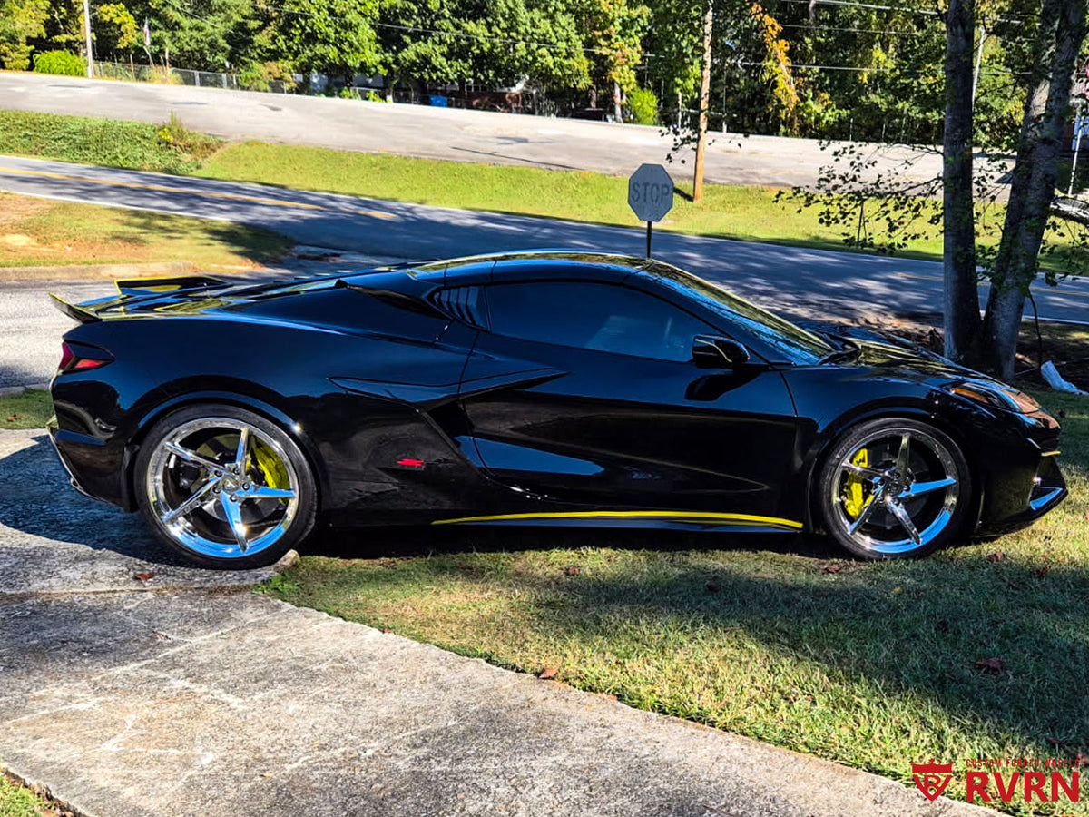 2024 Corvette C8 Z06 with RVRN RV-MC35 forged chrome wheels, front 20x10 / rear 21x13 setup