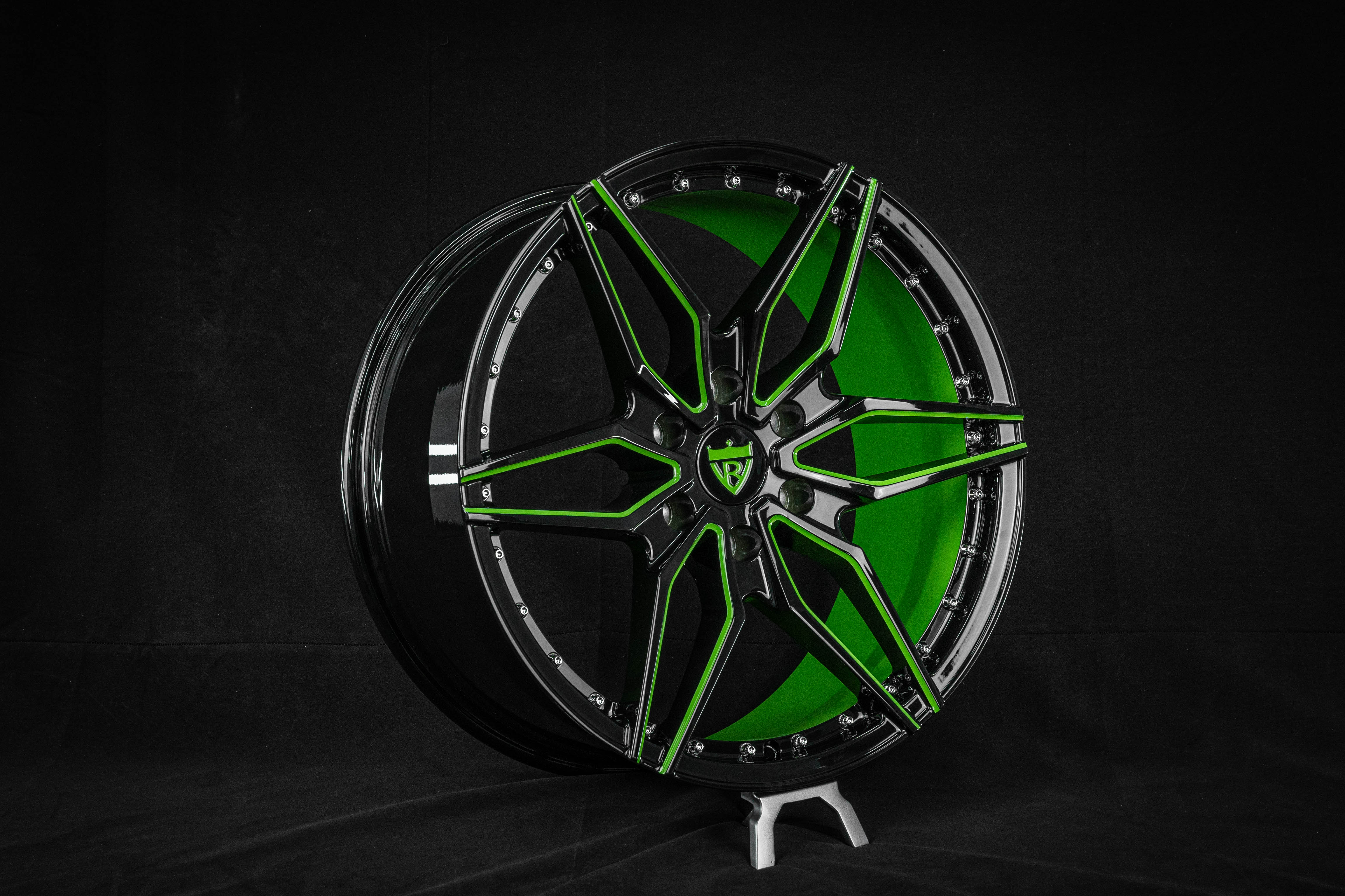 2015 Ford F150 Custom Monoblock 6 Lugs Gloss Green&Black RV-MF151 Series Truck RVRN Wheels Foged