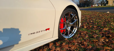 2020 Corvette C8 Z51 rear view with RVRN RV-MR05 wheels, 20x11 /64mm, shiny chrome finish