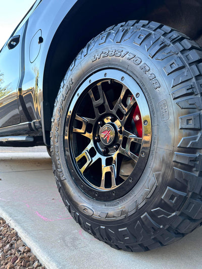 Gloss Black MR15 Rims Fitment on 2022 Chevy Silverado Truck 18x9