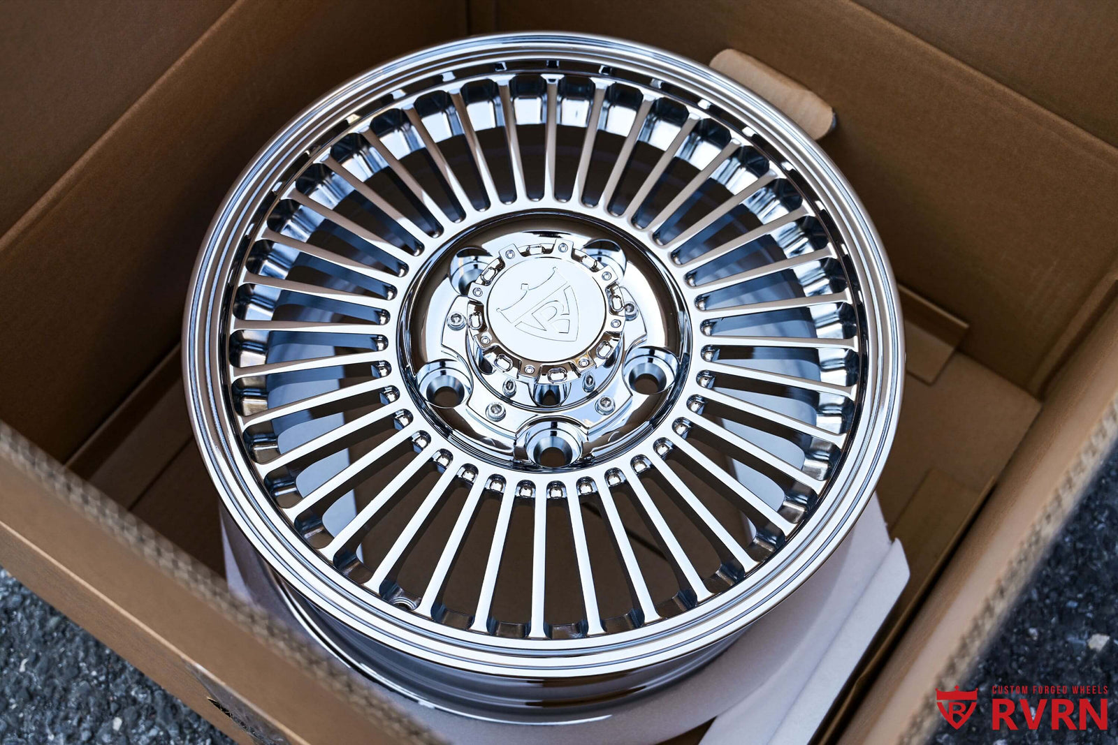 Full-face chrome finish RV-MH053 wheel by RVRN Wheels