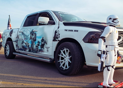 Deep lip and machining detail of 2018 Dodge Ram 20x9 forged wheels, Gloss Black & Pure White, custom truck wheels