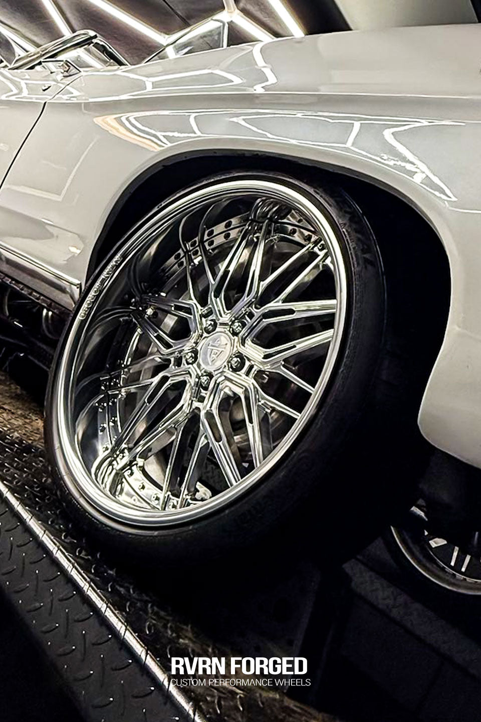 Close-up of polished RVRN RV-T081 forged wheel with deep lip finish