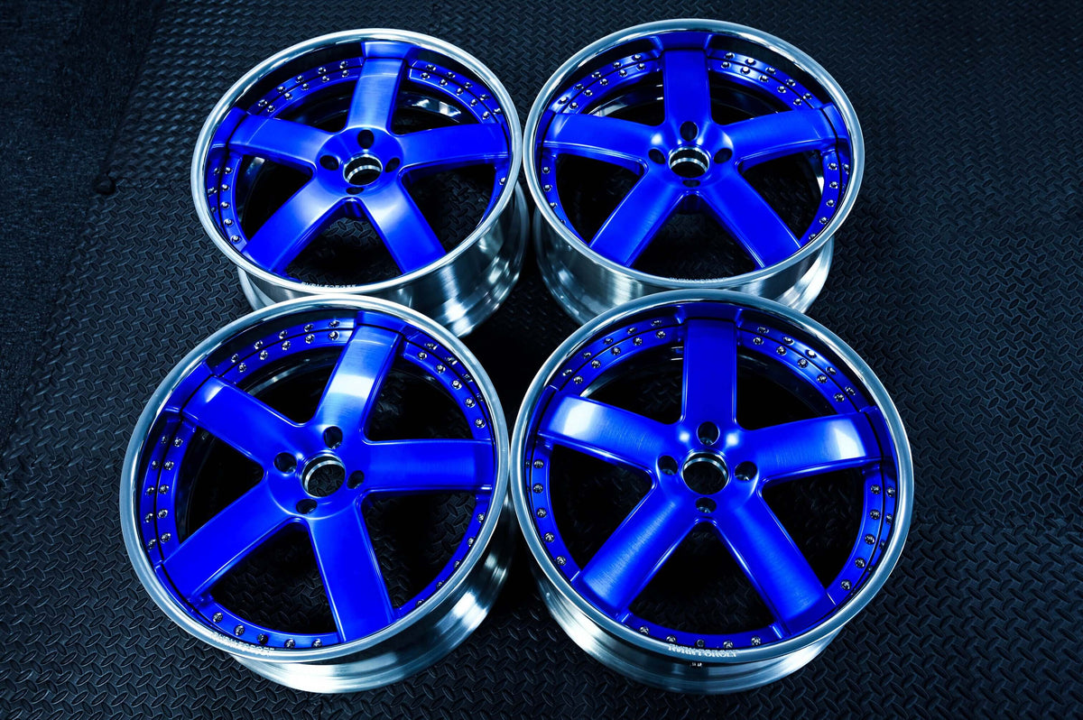 old school 5 spoke chrome wheels for 1991 Ford Mustang with blue color and chrome finish, classic mustang convertible custom rims