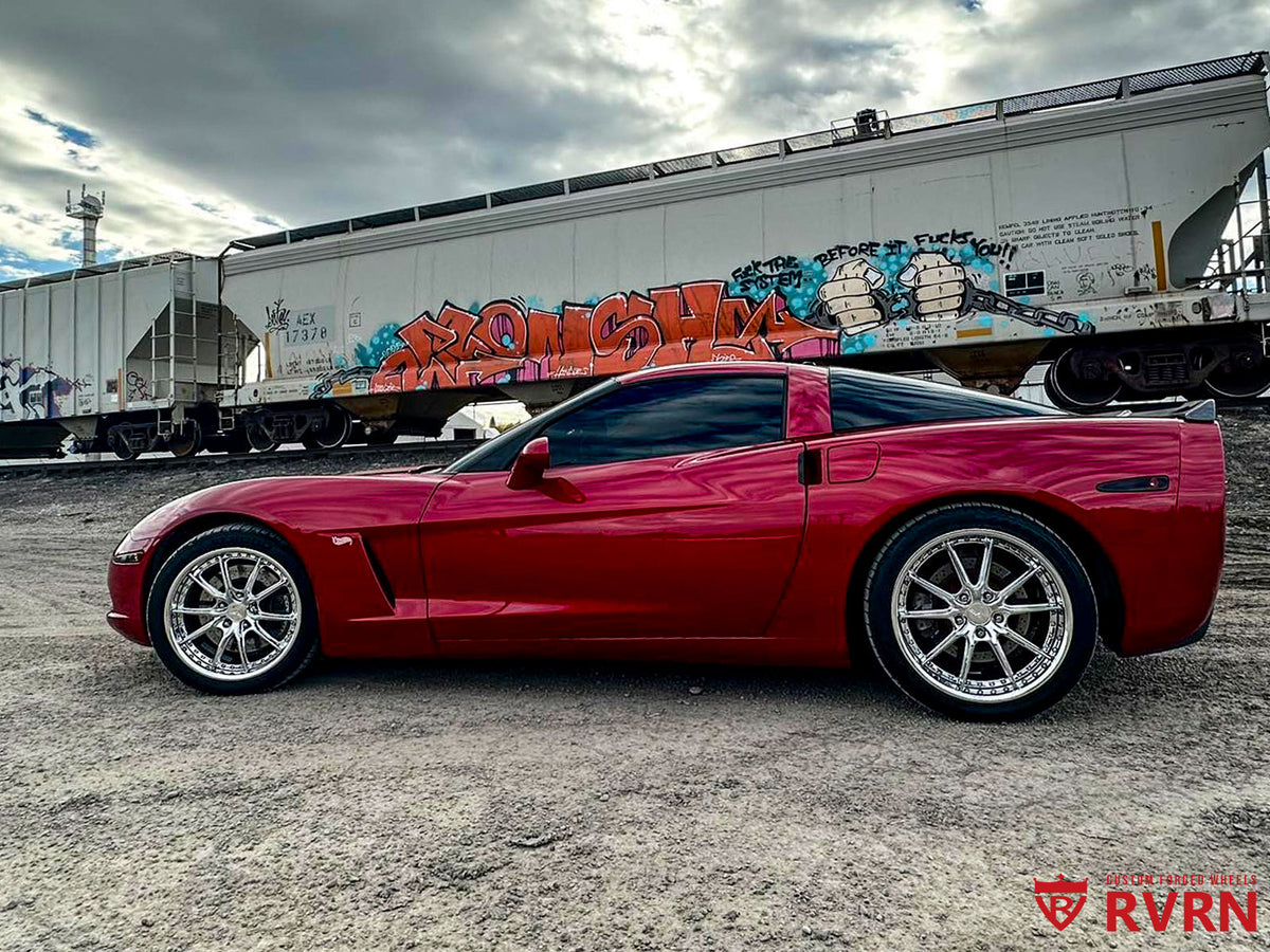 2005 Corvette C6 on RVRN DC05 chrome deep dish wheels front view – 18x8.5 / 19x10