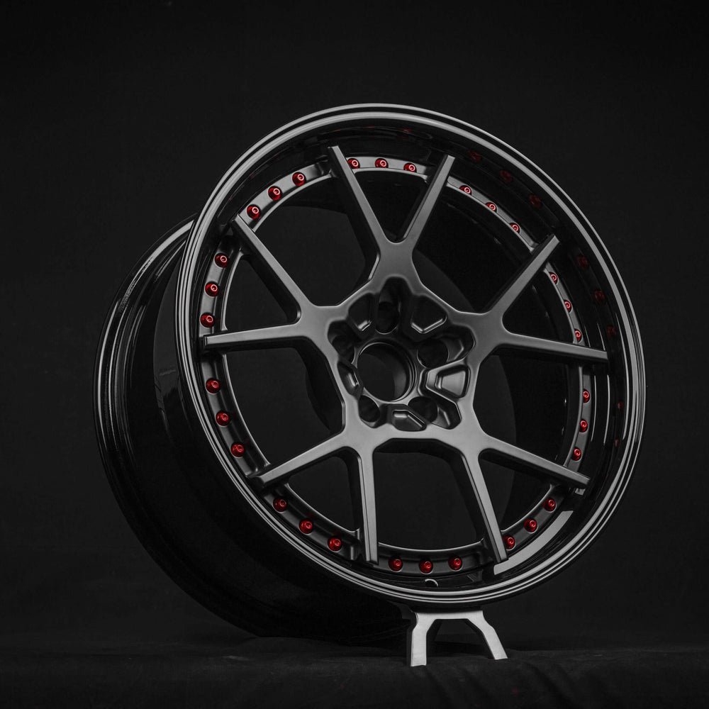 Black and Red RV-DF04 custom forged wheel by RVRN Wheels for Ford Mustang GT