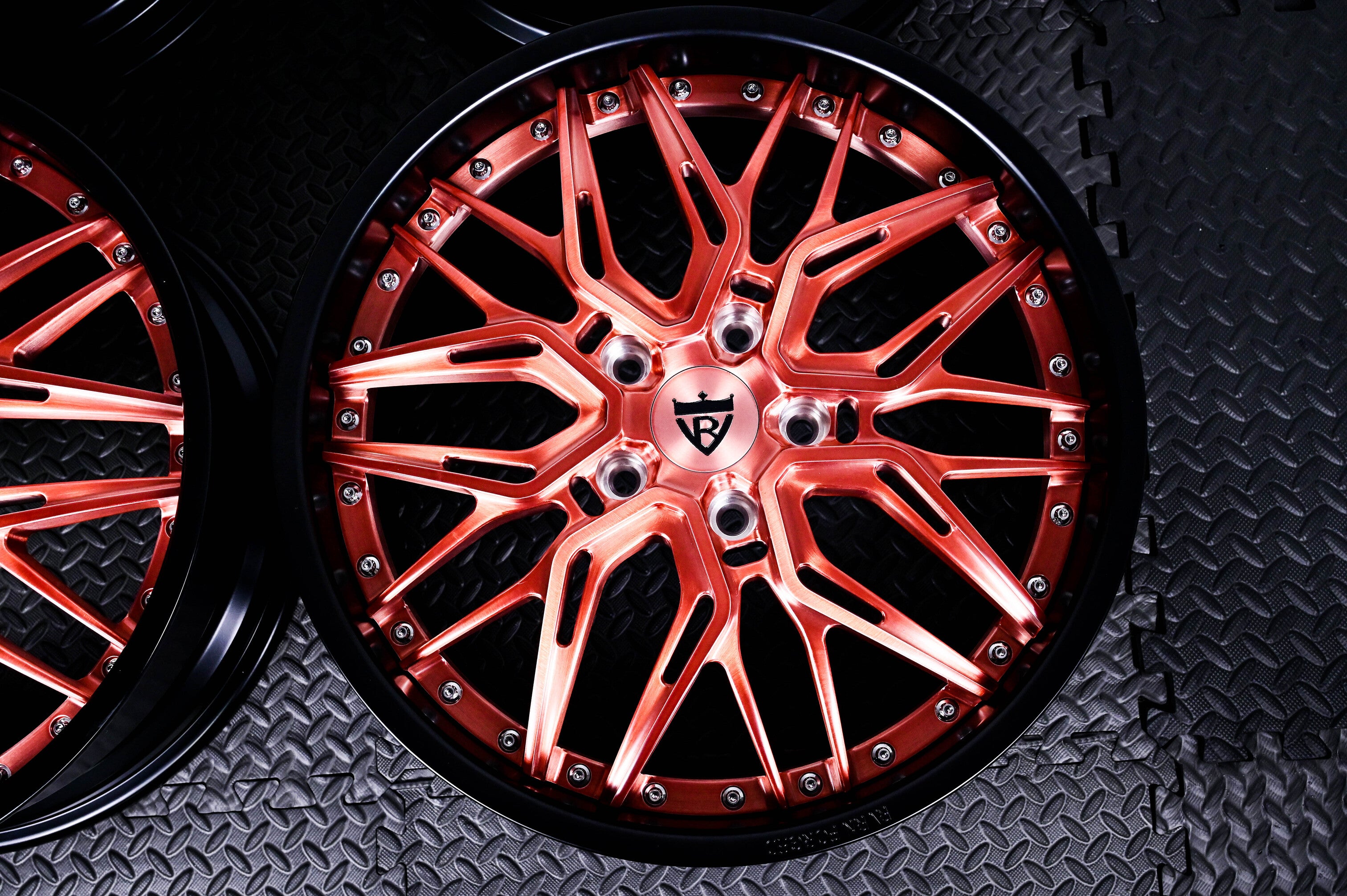 DEEP DISH 3-PIECE FORGED WHEELS RV-T081: ROSE GOLD RIMS