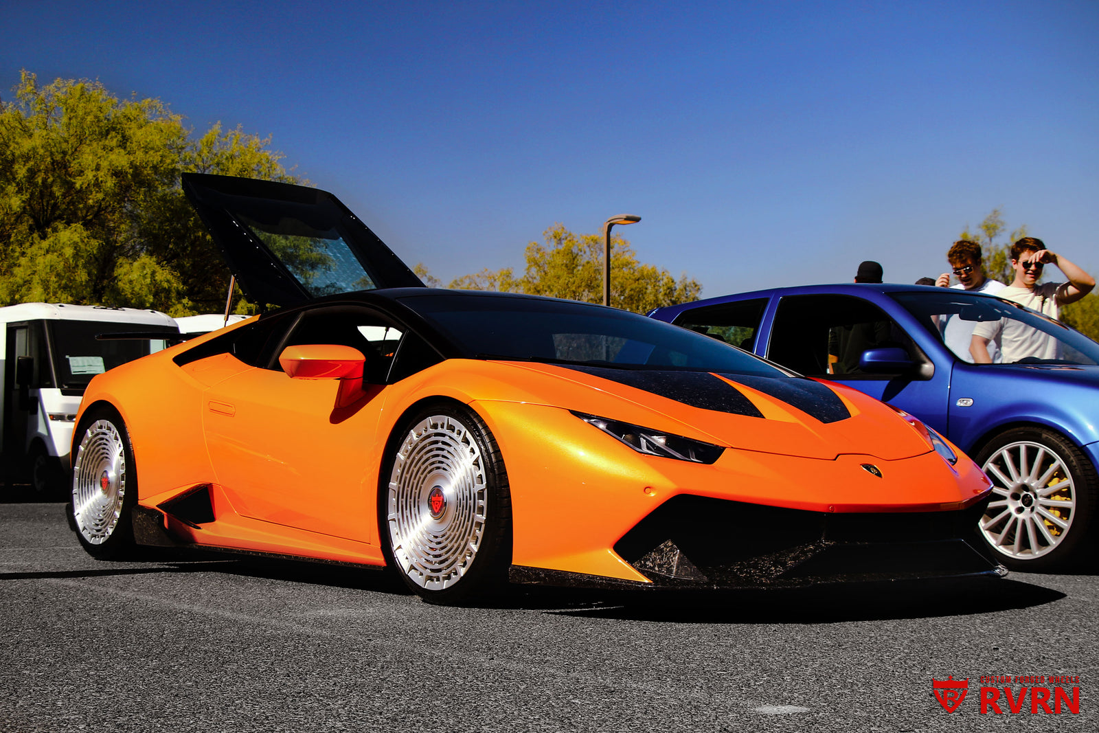 Front angle of a 2019 Lamborghini Huracan on RVRN RV-MD02 custom forged monoblock wheels with full brushed aluminum finish and floating center caps