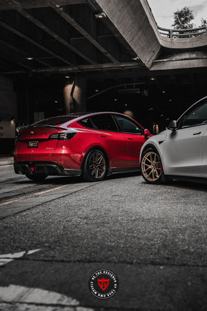 Center cap machining detail of forged wheel for Tesla Model Y custom 20x9.5 setup
