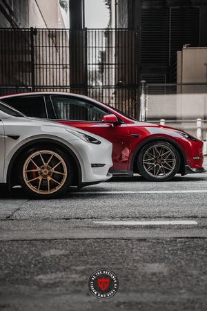 Deep lip detail on 20x9.5 forged wheel for Tesla Model Y custom setup