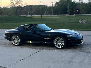1999 Dodge Viper RT-10 equipped with MH051 custom forged polished aluminum wheels.