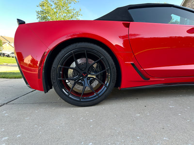 Close-up of RVRN RV-MR05 red and black concave forged wheel on 2017 Corvette C7 Grand Sport, 19x10 size