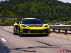 Close-up of RVRN MR05 super concave wheel design on 2024 Corvette Z06 Accelerate Yellow