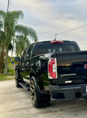 Deep lip detail on custom forged truck wheels for GMC Canyon Denali, premium aftermarket wheel design