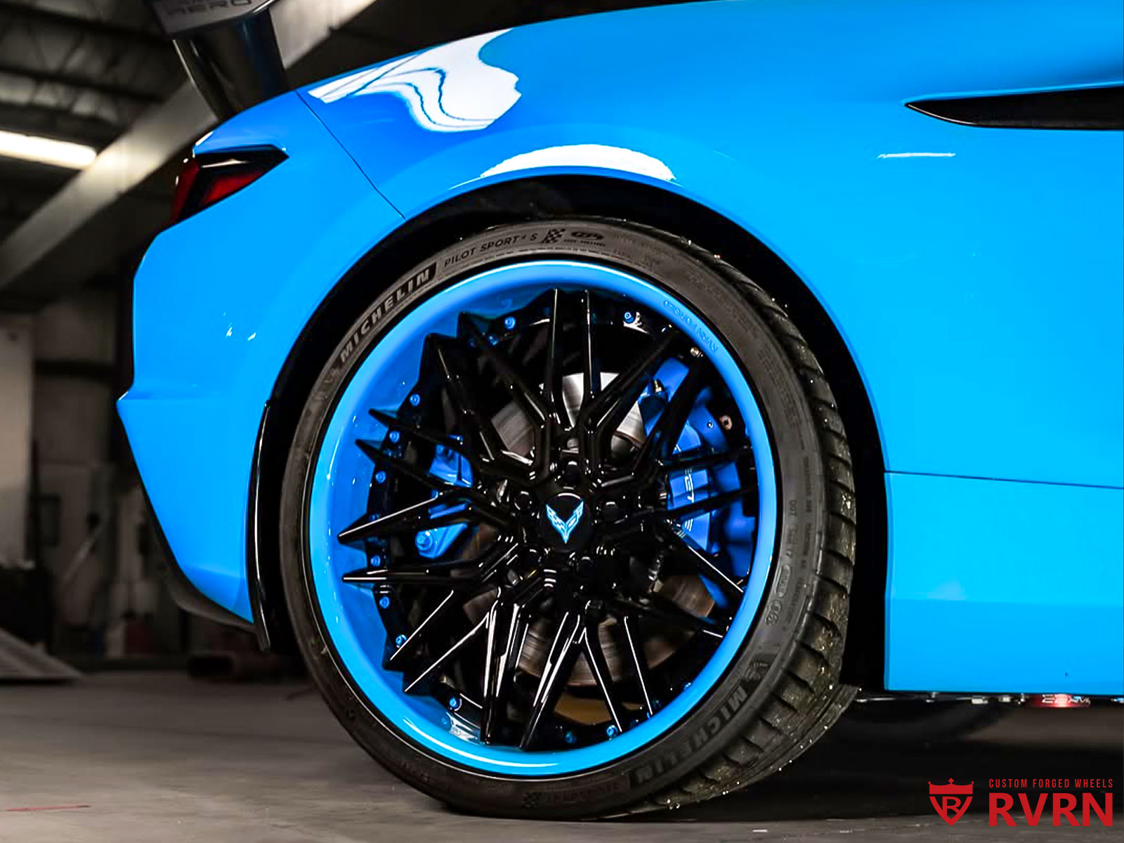 RVRN RV-T081 2025 Corvette C8 Z06 Rear Wheel 21x13 Gloss Black Concave Deep Lip