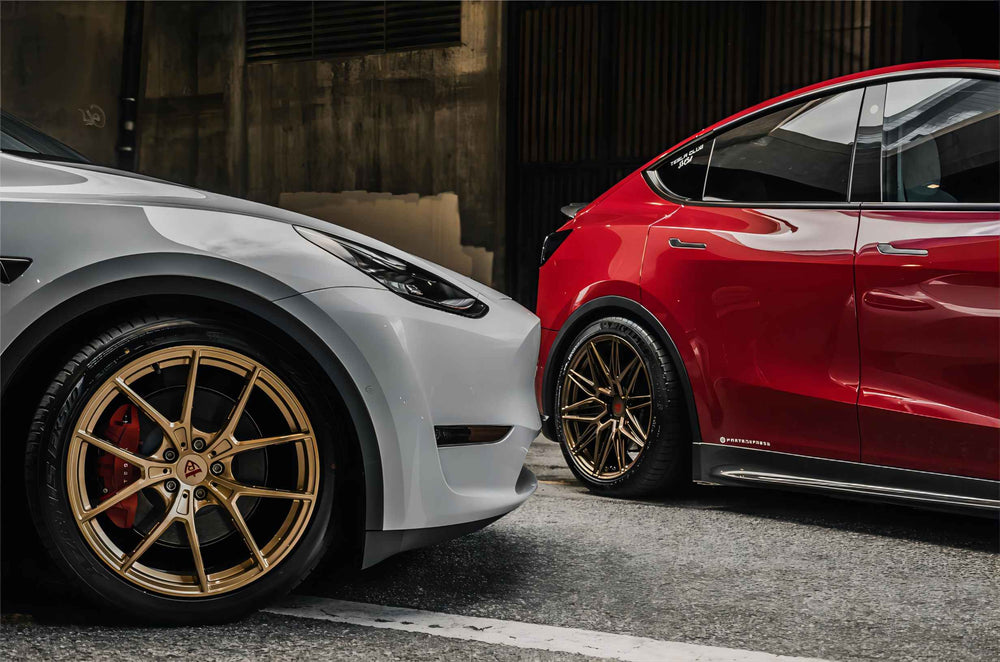 Tesla Model Y on RVRN RV-MB373 forged wheels in Gold (photo 05)
